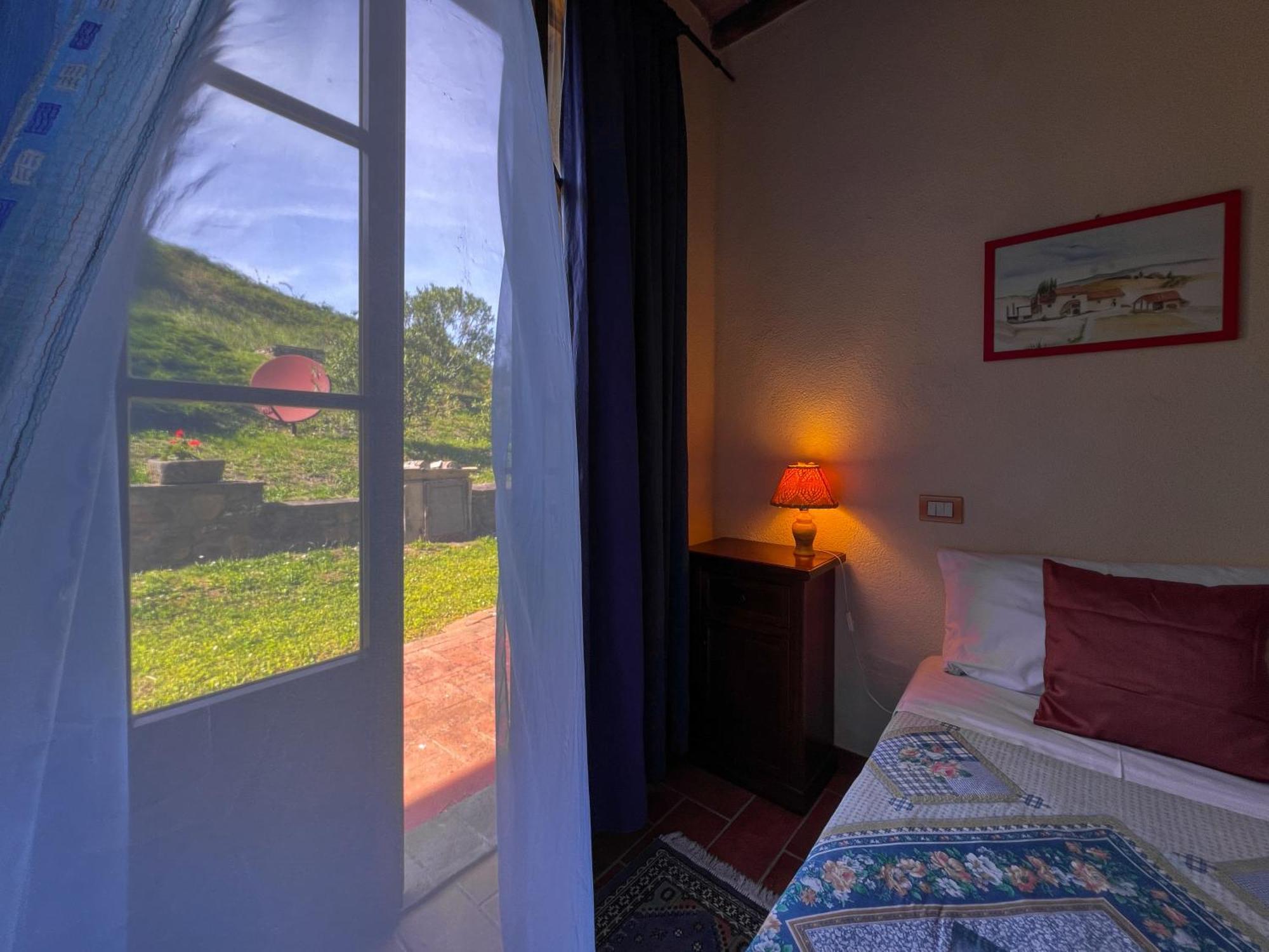 Agriturismo Lucertola Montecatini Val di Cecina Værelse billede